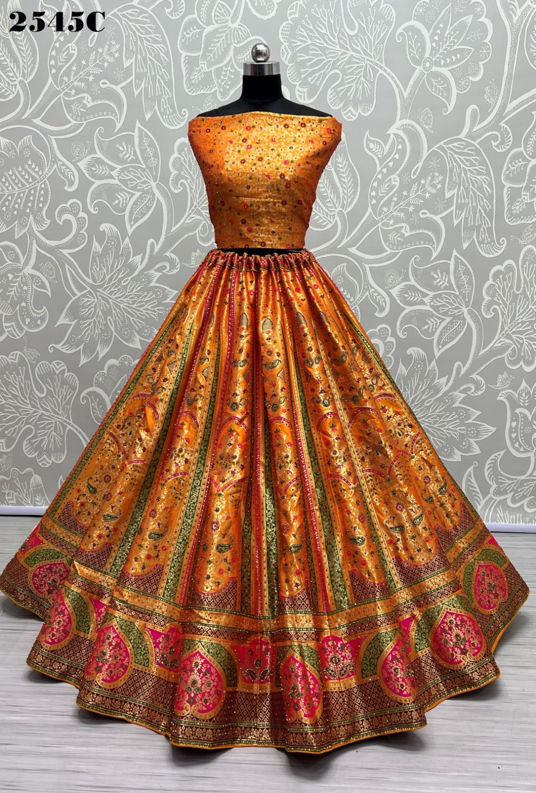 Lehengas - Buy Indian Lehenga Designs Online | Lehengas for Women