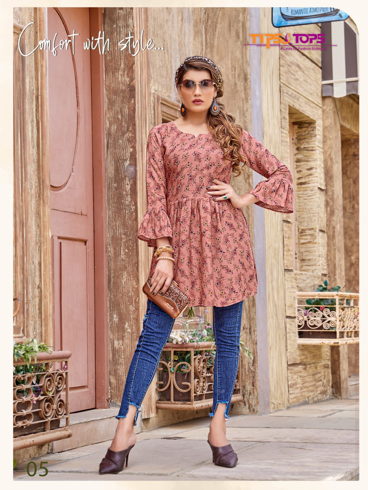 Kurtis on sale: Trendy short kurti designs you can pair with leggings | -  Times of India