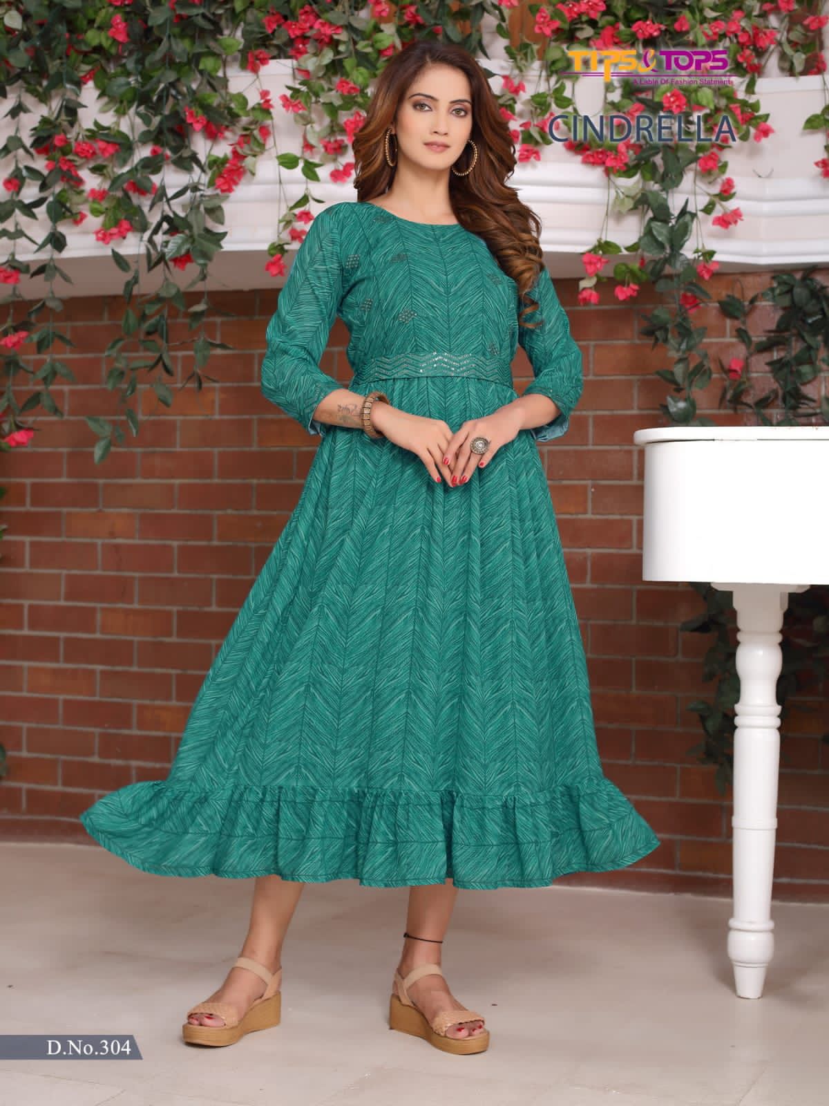 Printed Long Gown Style Kurti at Rs 750 | Long Kurti in Surat | ID:  24833658188