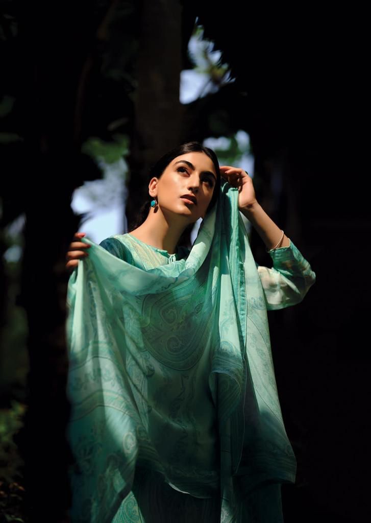 For A Sunny Day In Mangalore, Pooja Hegde's Deep Blue Salwar Kameez With A  Gajra Make For Breezy Ethnic Style