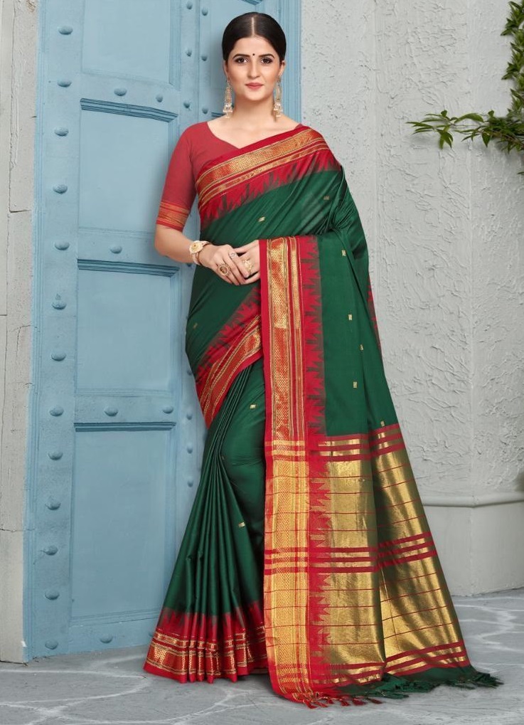 Ethnic Outfits For Temple Visits | Saree.com by Asopalav