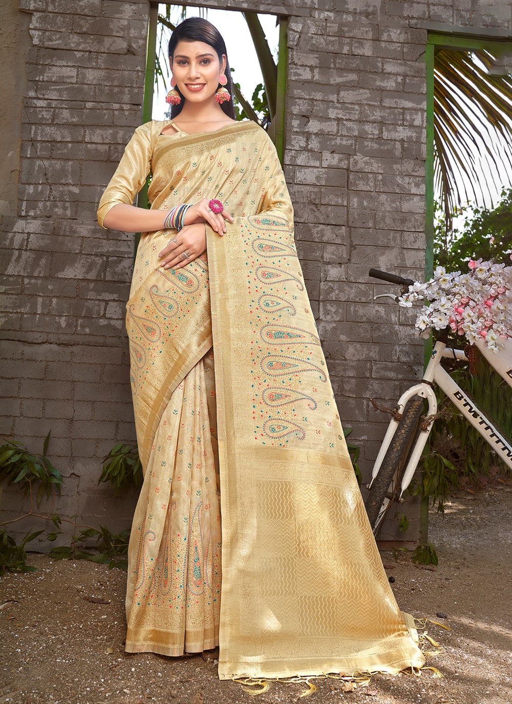 Yellow Colour Latest Heavy Wedding Wear Silk Saree Collection 81645 - The  Ethnic World