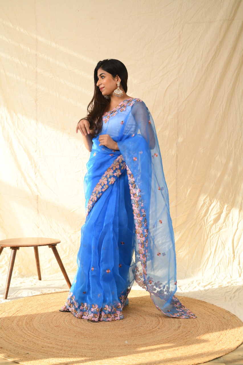 Pyramid 01 Trending Stylish Fancy Wear Georgette Saree Collection - The  Ethnic World