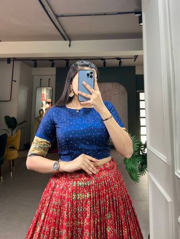 NNK 1114 BY SAGAR IMPEX DESIGNER SILK LEHENGA CHOLI WHOLESALER IN INDIA